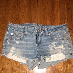 Size 4 American eagle short and low rise